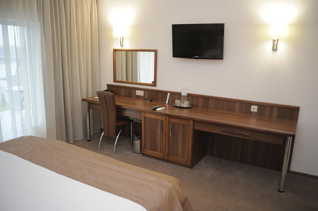 Porto Riva Hotel Zaporizhia Cameră foto