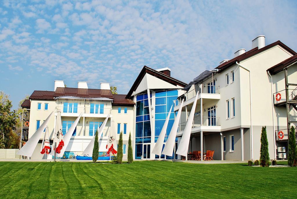 Porto Riva Hotel Zaporizhia Exterior foto